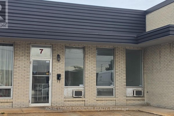 7 - 1260 Fewster Drive, Mississauga