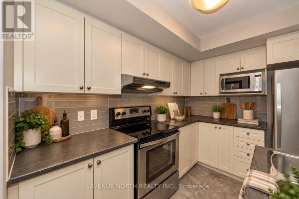 7 - 135 Bluestone Private, Ottawa, ON K4A0X7 Photo 5