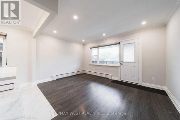 7 - 237 Melrose Street, Toronto, ON M8Y1B8 Photo 4
