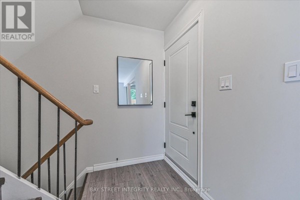 Bedroom 3 - 7 - 250 Erskine Avenue, Toronto, ON M4P1Z4 Photo 5
