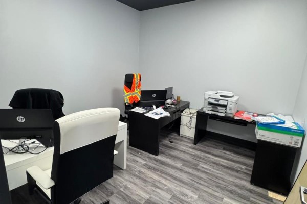 7 - 2650 Meadowvale Boulevard, Mississauga, ON L5N6M5 Photo 5