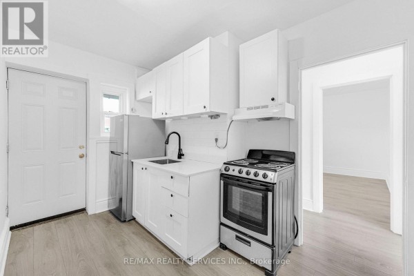 7 - 5 Fairholt Road N, Hamilton, ON L8M2S9 Photo 5