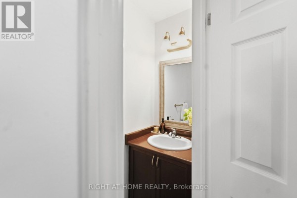 Bedroom 2 - 7 - 582 Hyde Park Road, London North, ON N6H3S1 Photo 5