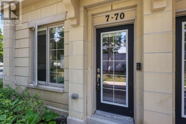 7 - 70 Hargrave Lane, Toronto, ON, photo 3