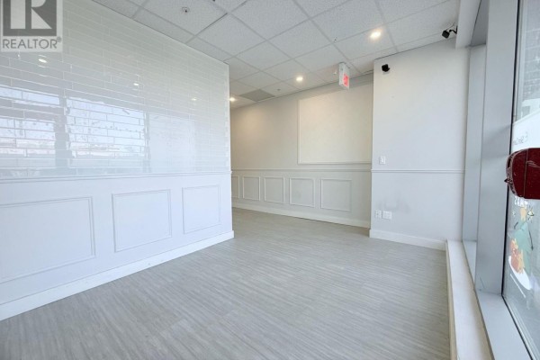 7 - 7181 Yonge Street, Markham, ON L3T0C7 Photo 3