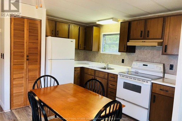 7 - 9 Tamarac Road, Northern Bruce Peninsula, ON N0H2R0 Photo 4