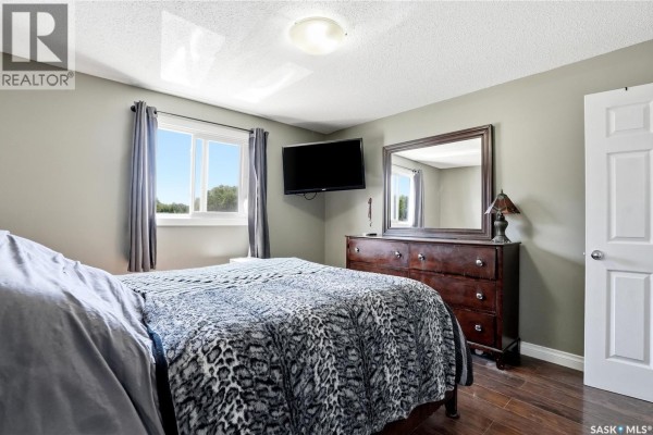 Living room - 7 115 Acadia Drive, Saskatoon, SK S7H4T8 Photo 3
