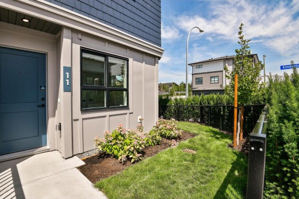 7 33520 Kingston Avenue, Abbotsford, BC V2S0R6 Photo 3
