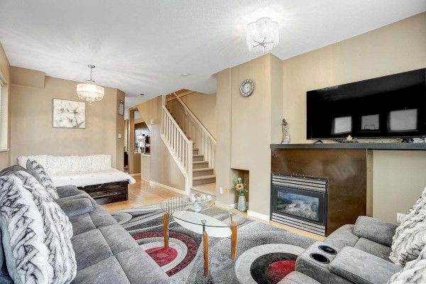 7 6033 168 Street, Surrey, BC V3S3X7 Photo 5