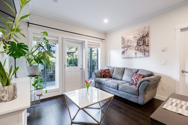 7 7247 140 Street, Surrey, BC V3W1K8 Photo 3