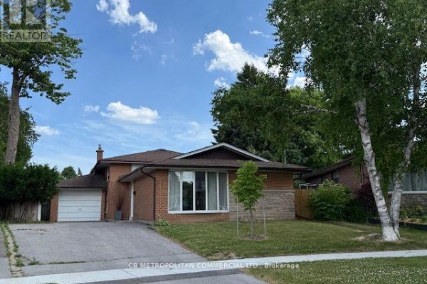 7 Amarillo Drive, Toronto