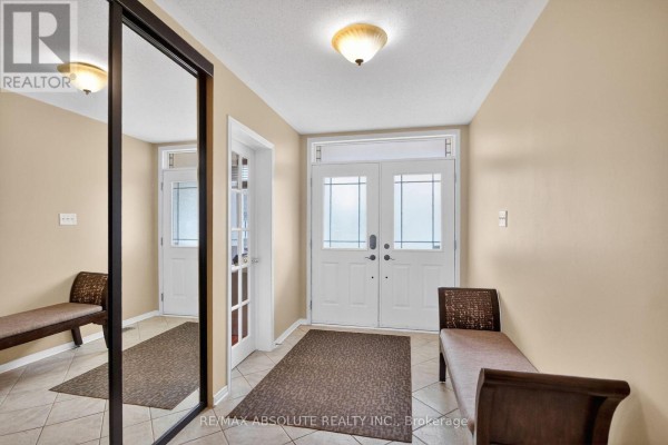 7 Branchwood Street, Ottawa, ON, photo 3