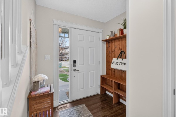Primary Bedroom - 7 Bremner, Fort Saskatchewan, AB T8L0E2 Photo 4