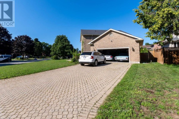 Living room - 7 Bridlewood Lane, Quinte West, ON K8V6N4 Photo 3
