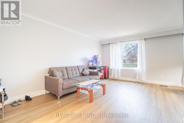 Bedroom 2 - 7 Brightside Drive, Toronto, ON M1E3Y8 Photo 5