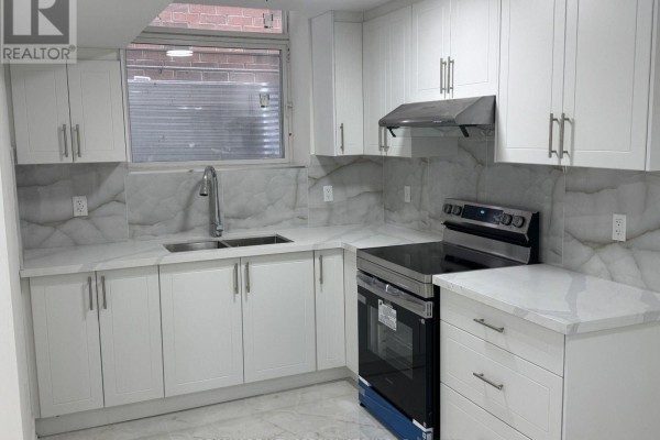 7 Buttonwood (basement) Road, Brampton, ON L6P4J9 Photo 4