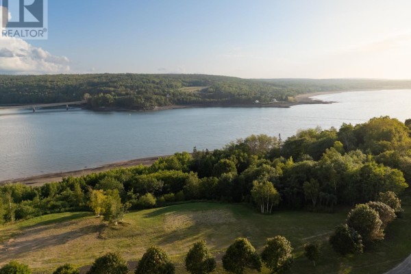 7 Colonial Arms Drive, Deep Brook, NS B0S1J0 Photo 5