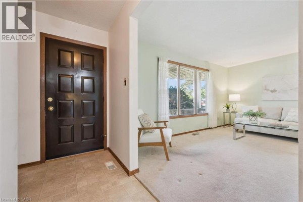 Recreation room - 7 Countryside Crescent, Kitchener, ON N2E2S8 Photo 4