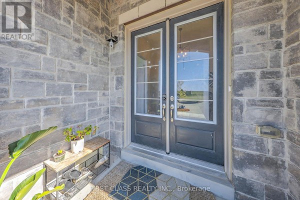 7 Cranley Road, East Gwillimbury, ON, photo 2