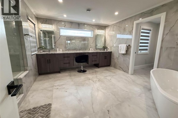 6pc Ensuite bath - 7 Cypress Pointe, Leamington, ON N8H5R2 Photo 4