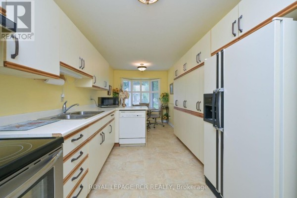 Den - 7 Dell Arbor Crescent, New Tecumseth, ON L9R1R3 Photo 5