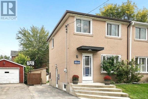 Dining room - 7 Ellendale Drive, Toronto, ON M1P1M9 Photo 2