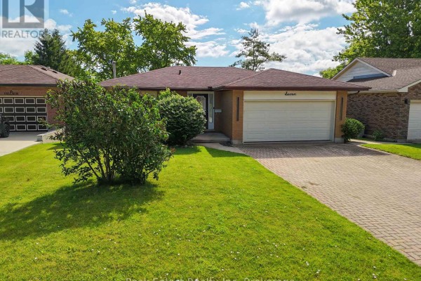 7 Hillside Court, St  Marys, ON, photo 2