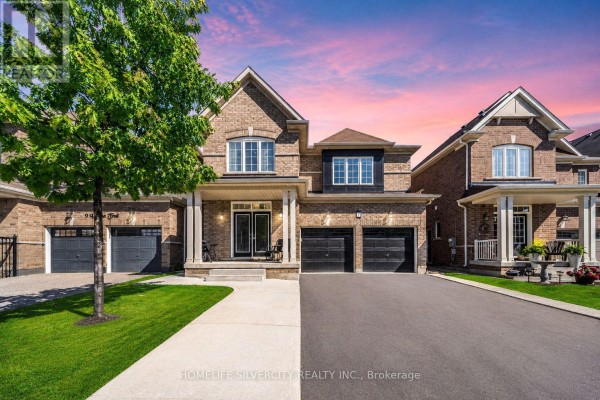 7 Iguana Trail, Brampton, ON, photo 2