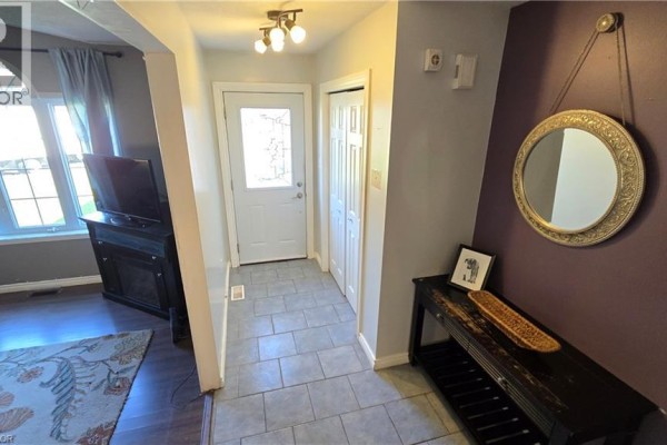 4pc Bathroom - 7 Jade Court, Cambridge, ON N1T1X1 Photo 4