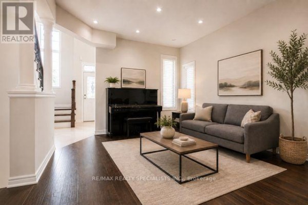 7 Kingspoint Circle, Hamilton, ON, photo 2