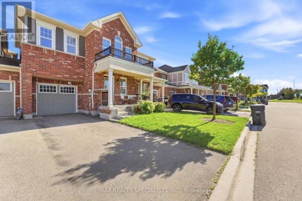 Bathroom - 7 Leblanc Crescent, Brampton, ON L7A4G7 Photo 2
