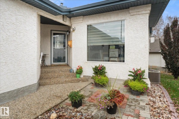 Family room - 7 Linkside Pl, Spruce Grove, AB T7X3C5 Photo 4