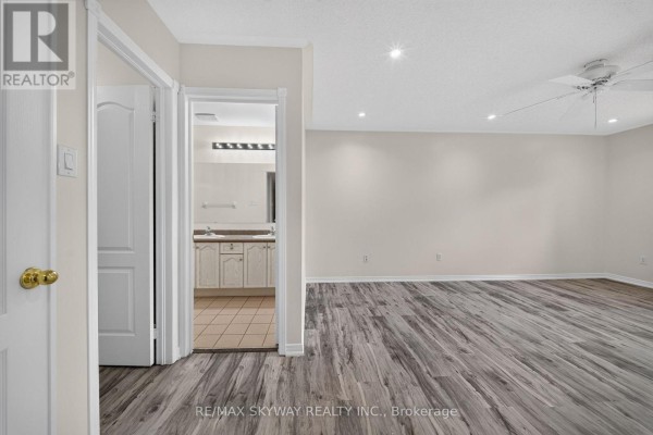 Primary Bedroom - 7 Madronna Gardens, Brampton, ON L7A2V5 Photo 5