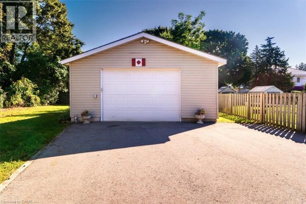 Office - 7 Martin Avenue, Simcoe, ON N3Y4C4 Photo 4