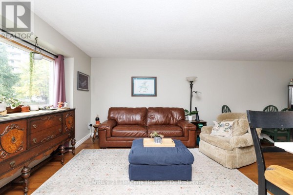 Dining room - 7 Mcnicholl Circle, St  Catharines, ON L2N7C5 Photo 5