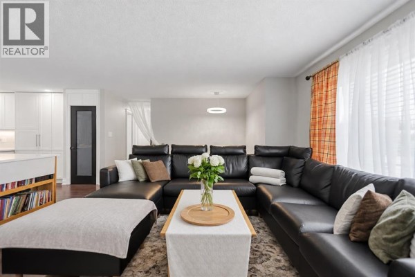 4pc Bathroom - 7 Opal Avenue, Red Deer, AB T4P1S9 Photo 4