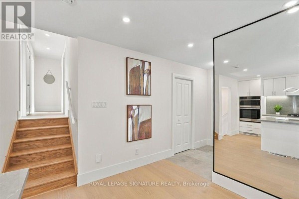 7 Parkside Drive, East Gwillimbury, ON L9N1G2 Photo 4