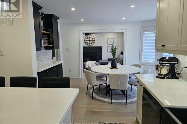 Kitchen - 7 Penhurst Place, Caledon, ON L7E1L6 Photo 4