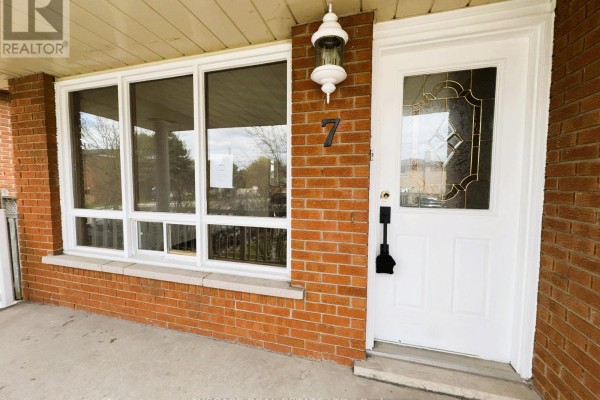 Foyer - 7 Quincy Court, Hamilton, ON L8W2T4 Photo 4