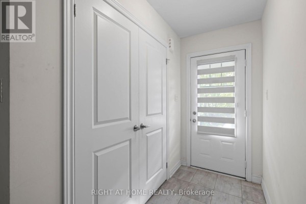 7 Rapids Lane, Hamilton, ON L8K0A3 Photo 4