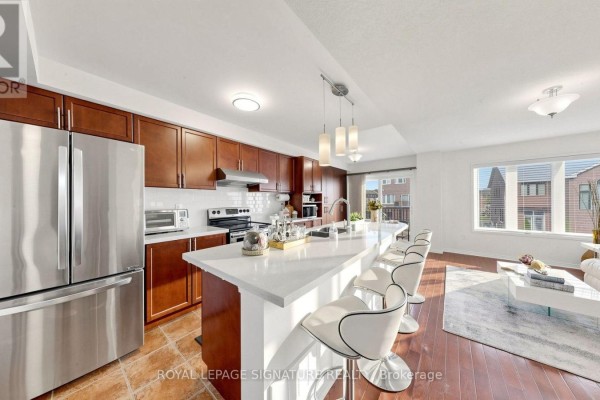 7 Rock Garden Street, Markham, ON, photo 2