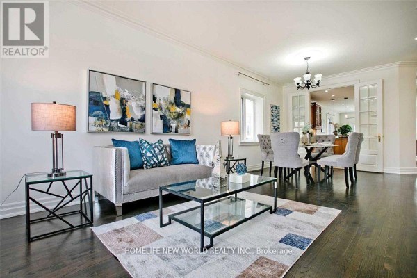 7 Roslin Avenue, Toronto, ON M4N1Y8 Photo 4