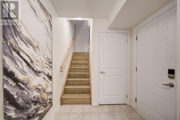 7 Schmidt Lane, Markham, ON L6C3L7 Photo 4