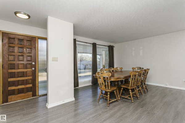 7 Sheridan Dr, St  Albert, AB, photo 2