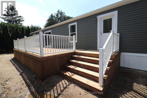 7 Sutton Drive, Ashfield Colborne Wawanosh, ON, photo 2