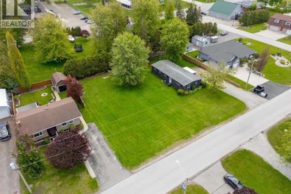 7 Taylor Street, Mitchell S Bay, ON N0P1L0 Photo 5