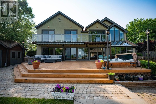 Living room - 7 Third Line, Oakville, ON L6L3Z3 Photo 4