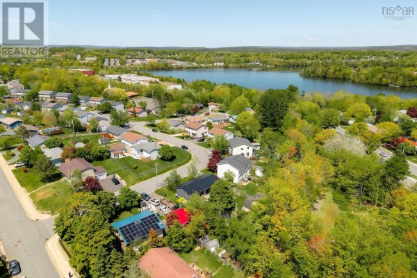 7 Tillock Drive, Lower Sackville, NS B4C1K6 Photo 3