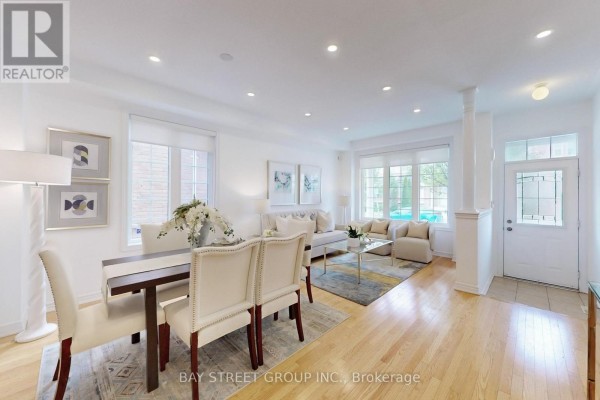 Eating area - 7 Tufo Avenue, Markham, ON L6C0H8 Photo 5