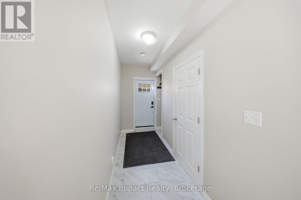 7 University Avenue E, Cobourg, ON, photo 3